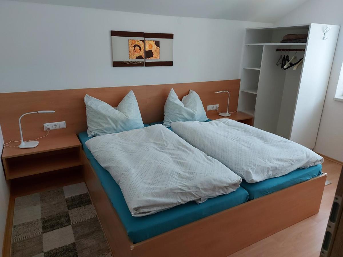 Appartement Hinteregger บาด ไคลน์เคิร์ชไฮม์ ภายนอก รูปภาพ