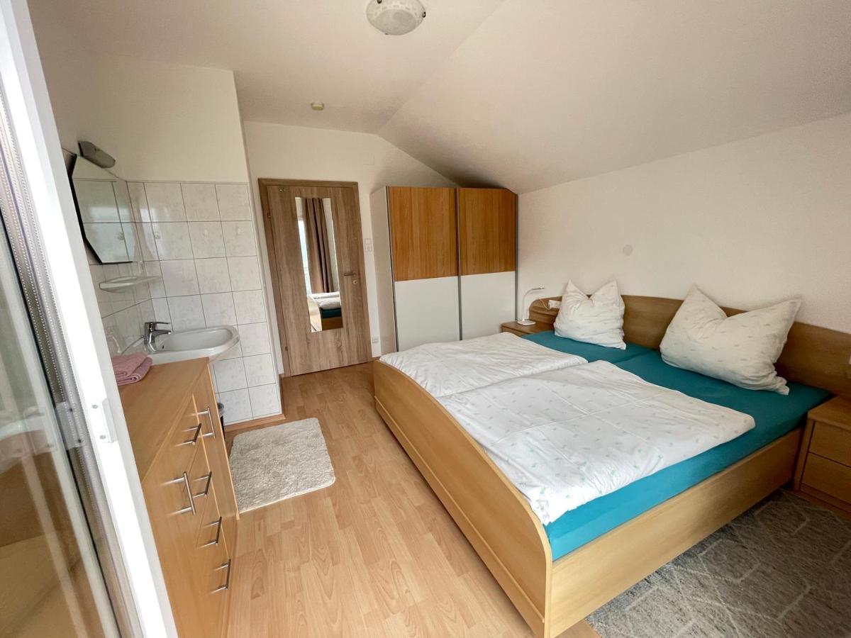 Appartement Hinteregger บาด ไคลน์เคิร์ชไฮม์ ภายนอก รูปภาพ